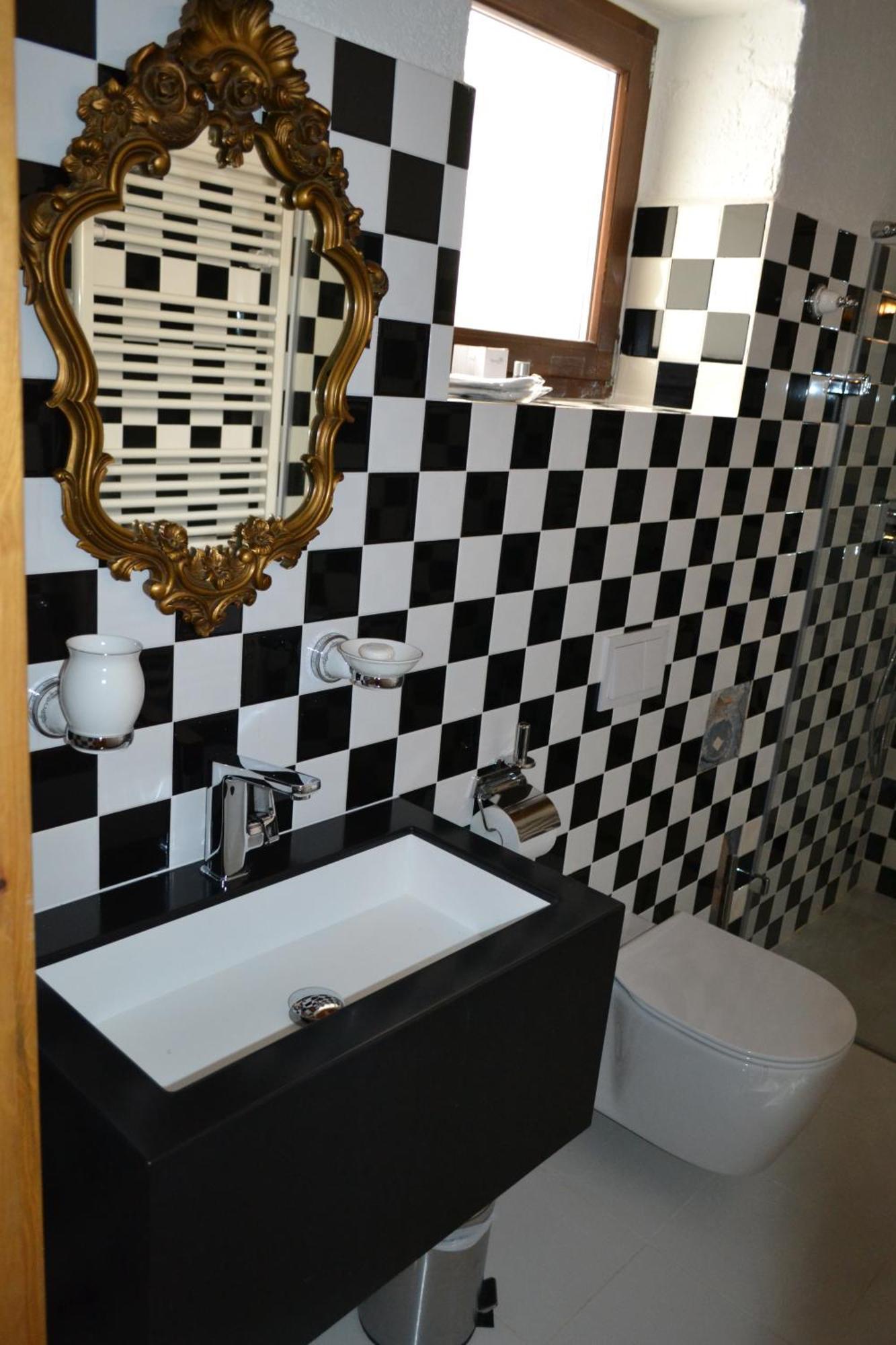 Aparthotel Casa Veche Braşov Habitación foto